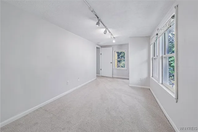 $409,900 | 424 Linden Avenue, East Aurora, NY 14052