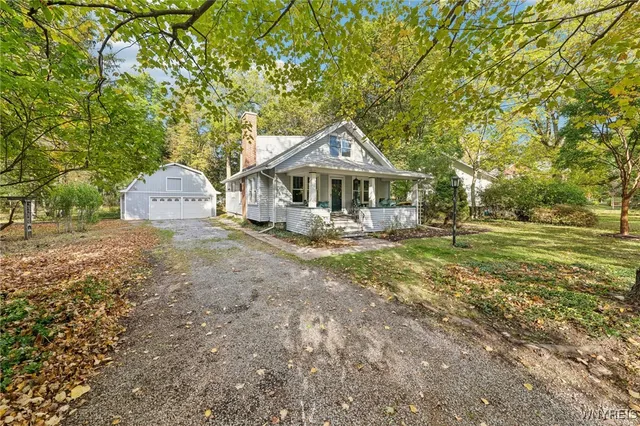 $409,900 | 424 Linden Avenue, East Aurora, NY 14052