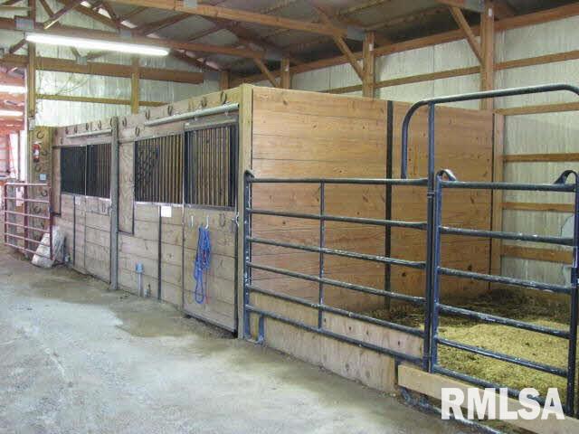 14581 Remington Road Marion, IL 62959 - Photo 18 of 25 Gallery Image 18