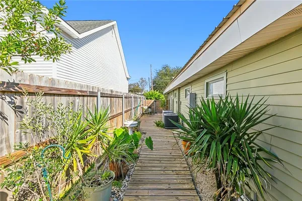 $550,000 | 10530 Carthage Street, River Ridge, LA 70123