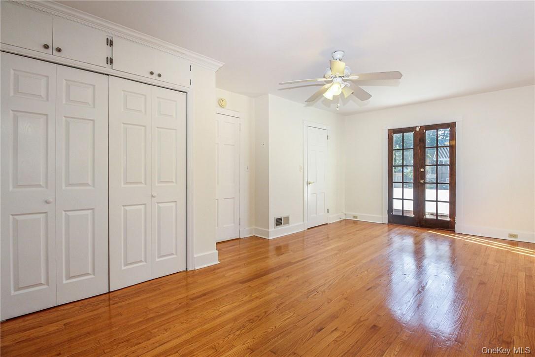 237 Coligni Avenue New Rochelle, NY 10801 - Photo 19 of 33 Gallery Image 19