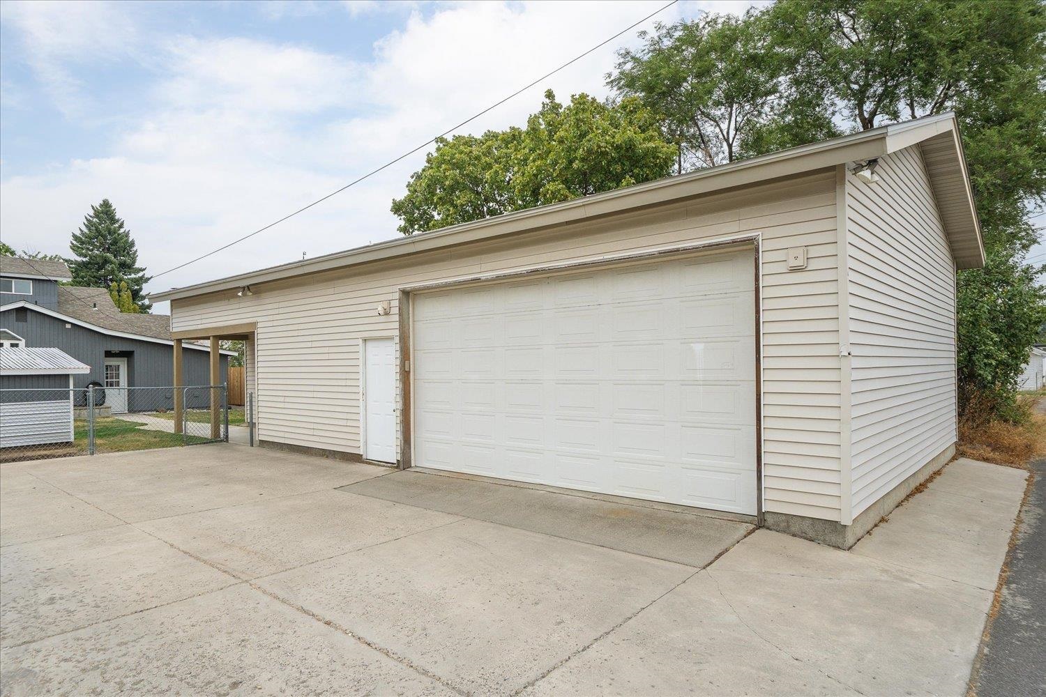 3704 East 28th Avenue Spokane, WA 99223 - Photo 38 of 50