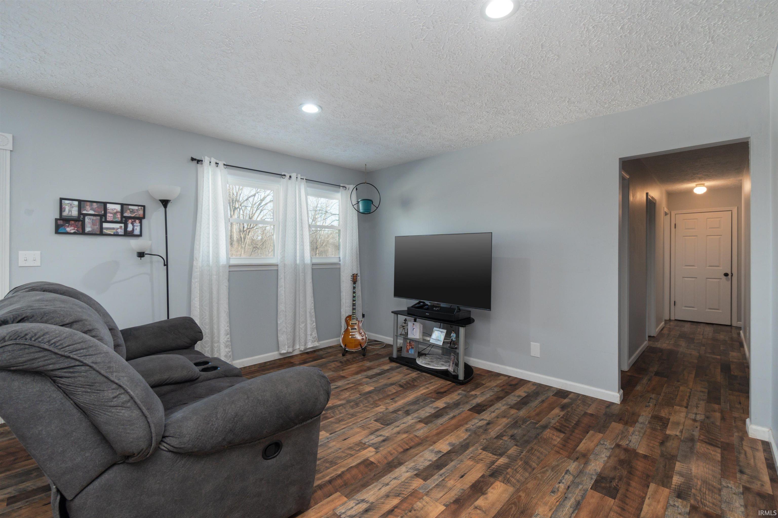109 Woodville Road Mitchell, IN 47446 - Photo 9 of 34 Gallery Image 9