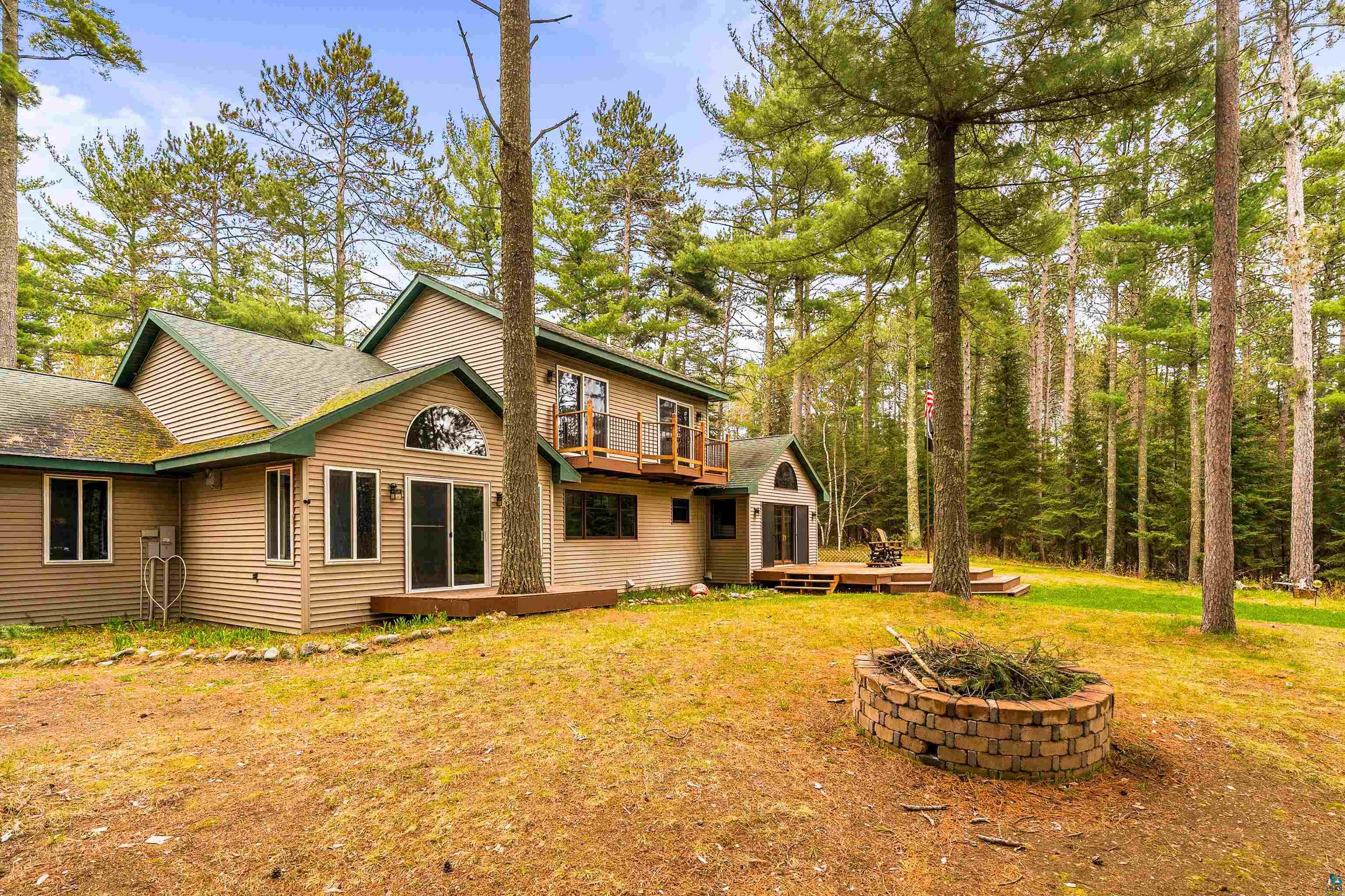 4512 Boulder Dam Road Duluth, MN 55803 - Photo 2 of 46