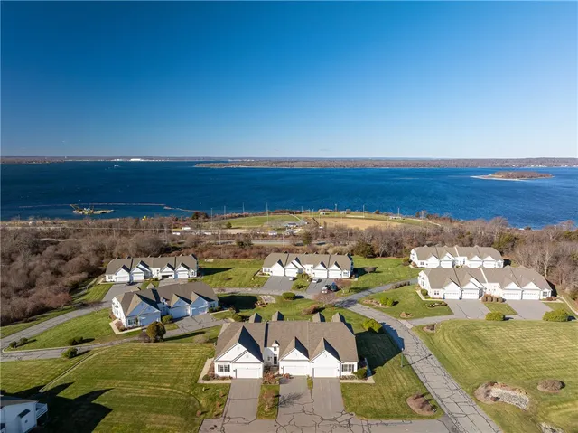 $875,000 | 222 Rolling Hill Road, Portsmouth, RI 02871