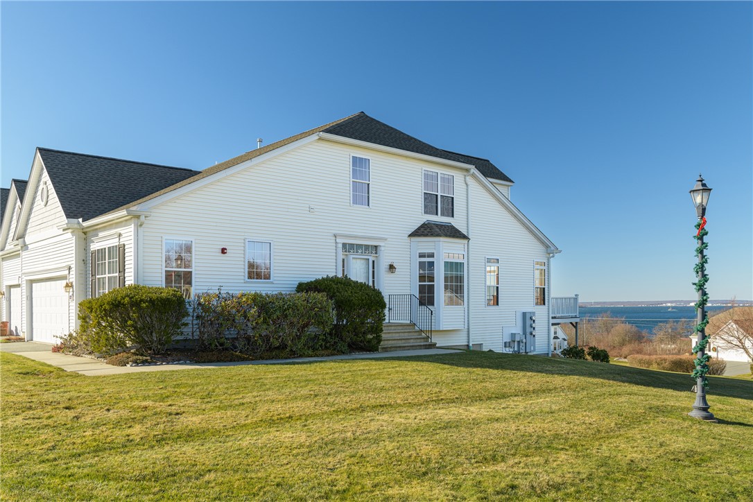 222 Rolling Hill Road Portsmouth, RI 02871 - Photo 23 of 43