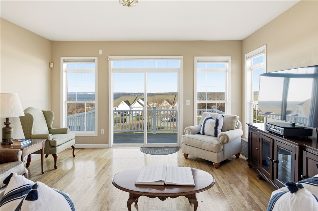 222 Rolling Hill Road Portsmouth, RI 02871 - Photo 24 of 43