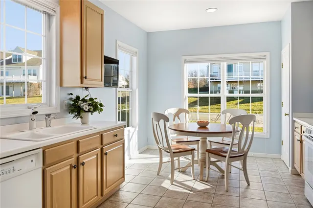 $875,000 | 222 Rolling Hill Road, Portsmouth, RI 02871