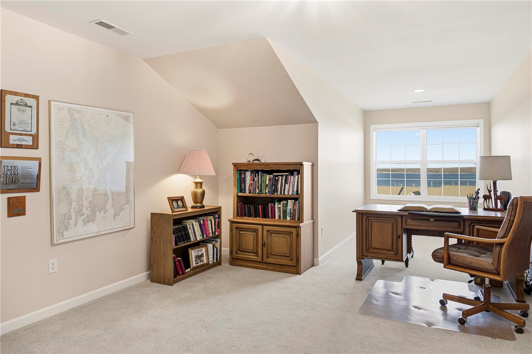 222 Rolling Hill Road Portsmouth, RI 02871 - Photo 35 of 43