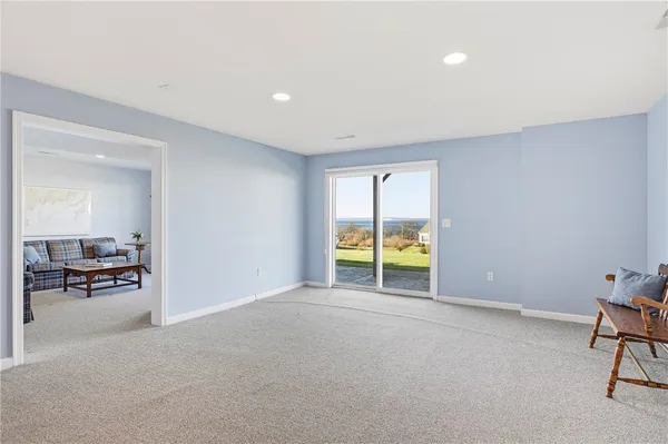 $850,000 | 222 Rolling Hill Road, Portsmouth, RI 02871