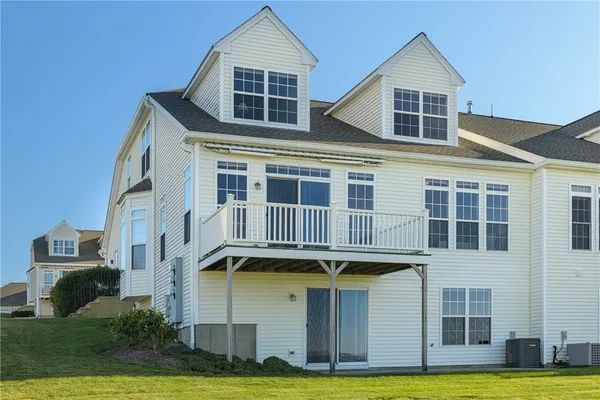 $850,000 | 222 Rolling Hill Road, Portsmouth, RI 02871