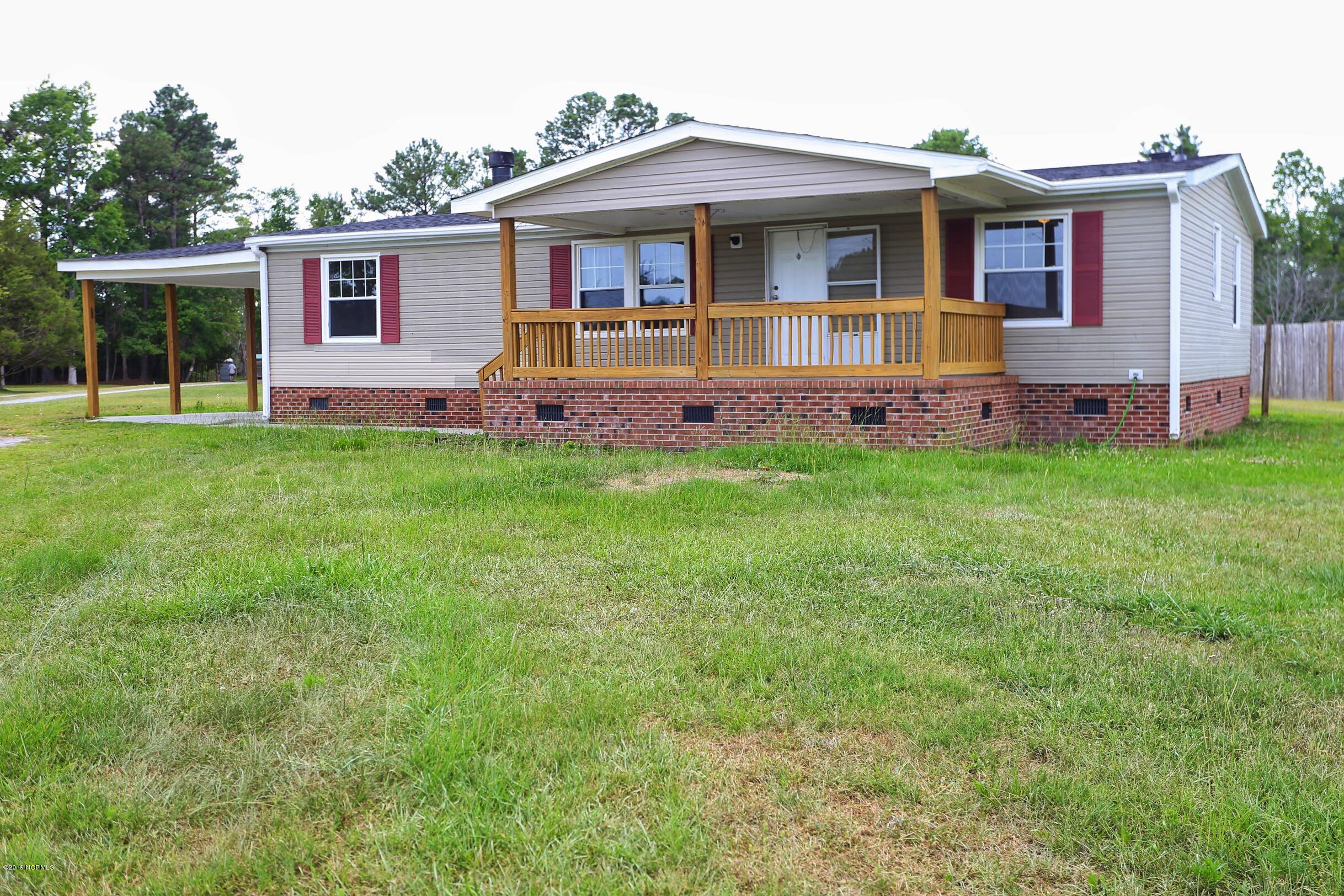1833 Riggs Road Maysville, NC 28555 - Photo 1 of 28 1