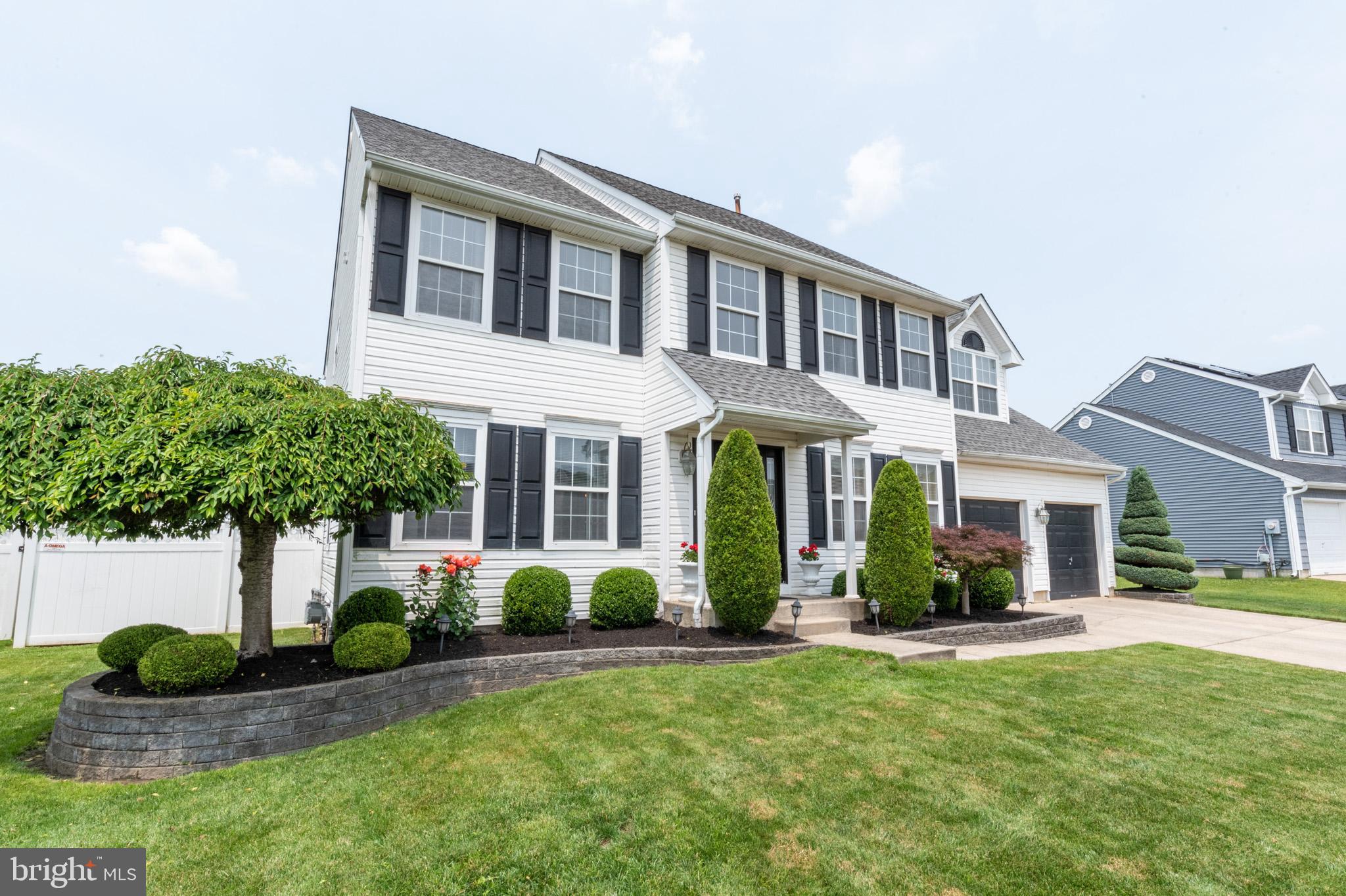 8 Lexington Park Road Sicklerville, NJ 08081 - Photo 1 of 33 Front