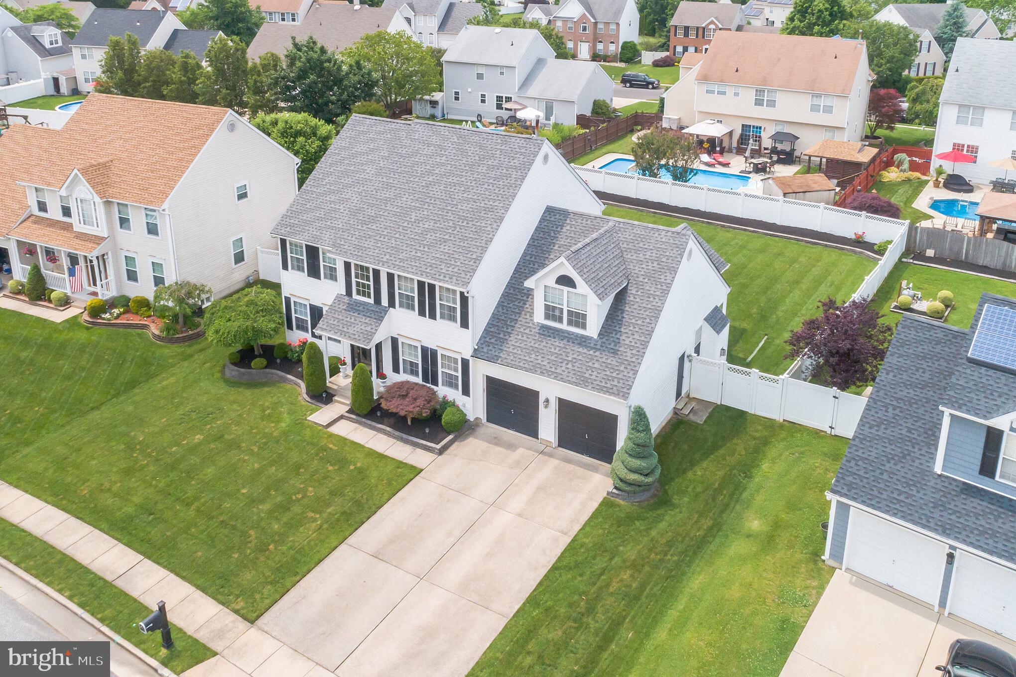 8 Lexington Park Road Sicklerville, NJ 08081 - Photo 29 of 33 Bird's eye view of the front of the home