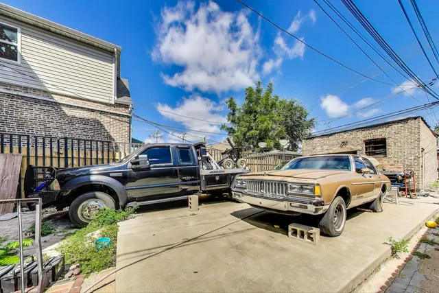 $340,000 | 2625 South Central Park Avenue, Chicago, IL 60623