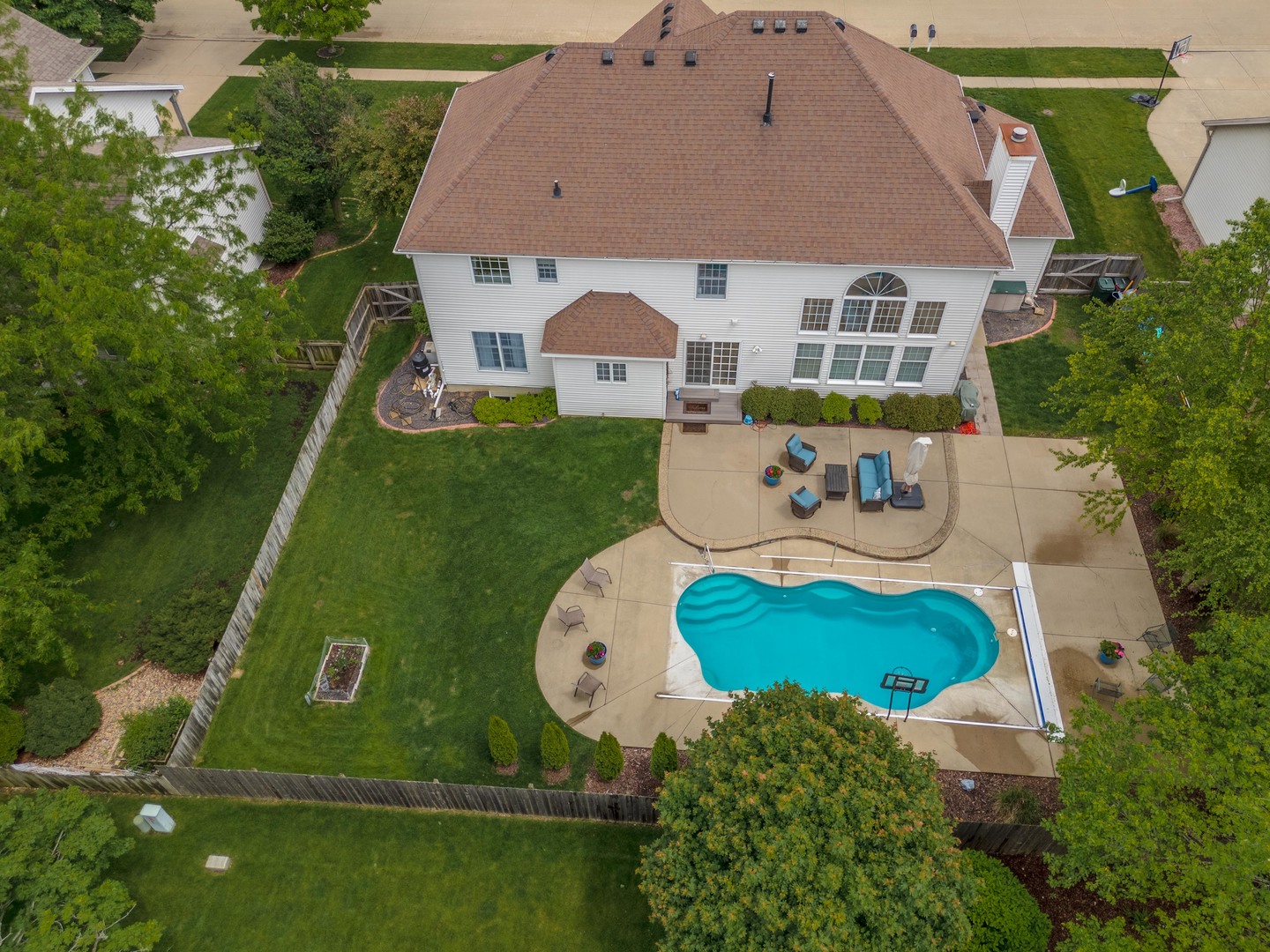 6 Conway Circle Bloomington, IL 61704 - Photo 63 of 69