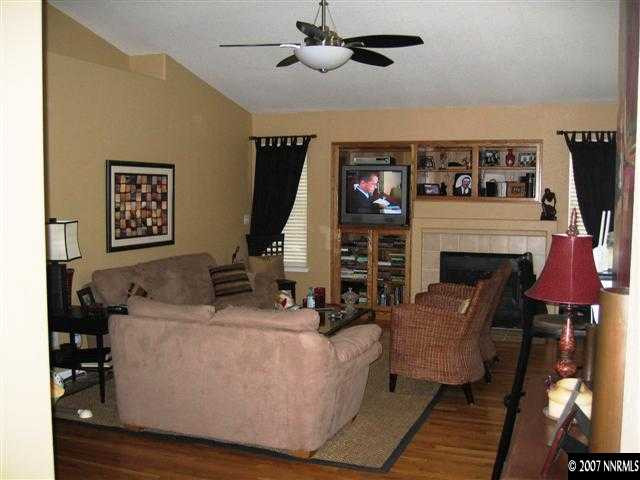 17105 Castle Pine Court Reno, NV 89511 - Photo 4 of 9 Photo 4