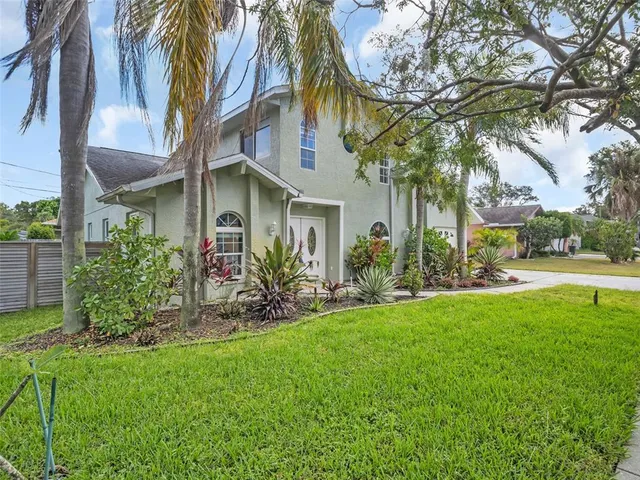 $575,000 | 640 Kenneth Way, Tarpon Springs, FL 34689
