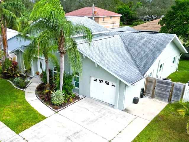 $575,000 | 640 Kenneth Way, Tarpon Springs, FL 34689