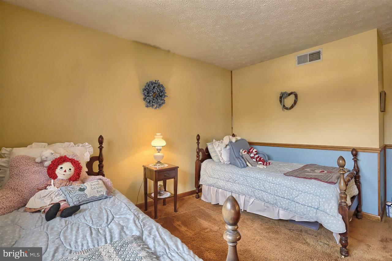 228 Regent Road Harrisburg, PA 17112 - Photo 14 of 25 Gallery Image 14