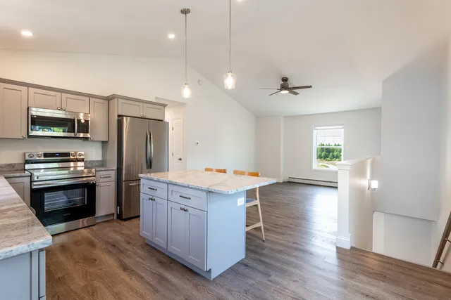 $449,900 | 1 Estes Drive, Standish, ME 04085