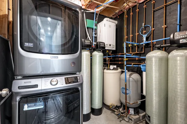 $449,900 | 1 Estes Drive, Standish, ME 04085