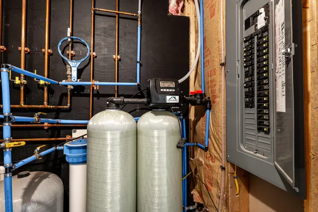 $449,900 | 1 Estes Drive, Standish, ME 04085