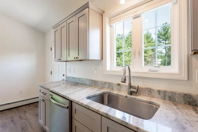 $449,900 | 1 Estes Drive, Standish, ME 04085