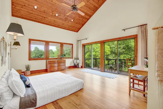 $1,825,000 | 5949 Korback Road, Spring Green, WI 53588