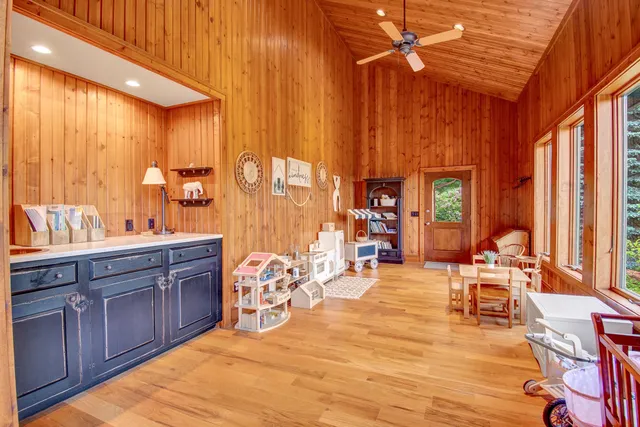 $1,825,000 | 5949 Korback Road, Spring Green, WI 53588