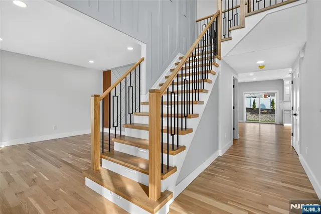 $1,650,000 | 70 Anderson Drive, Clifton, NJ 07013