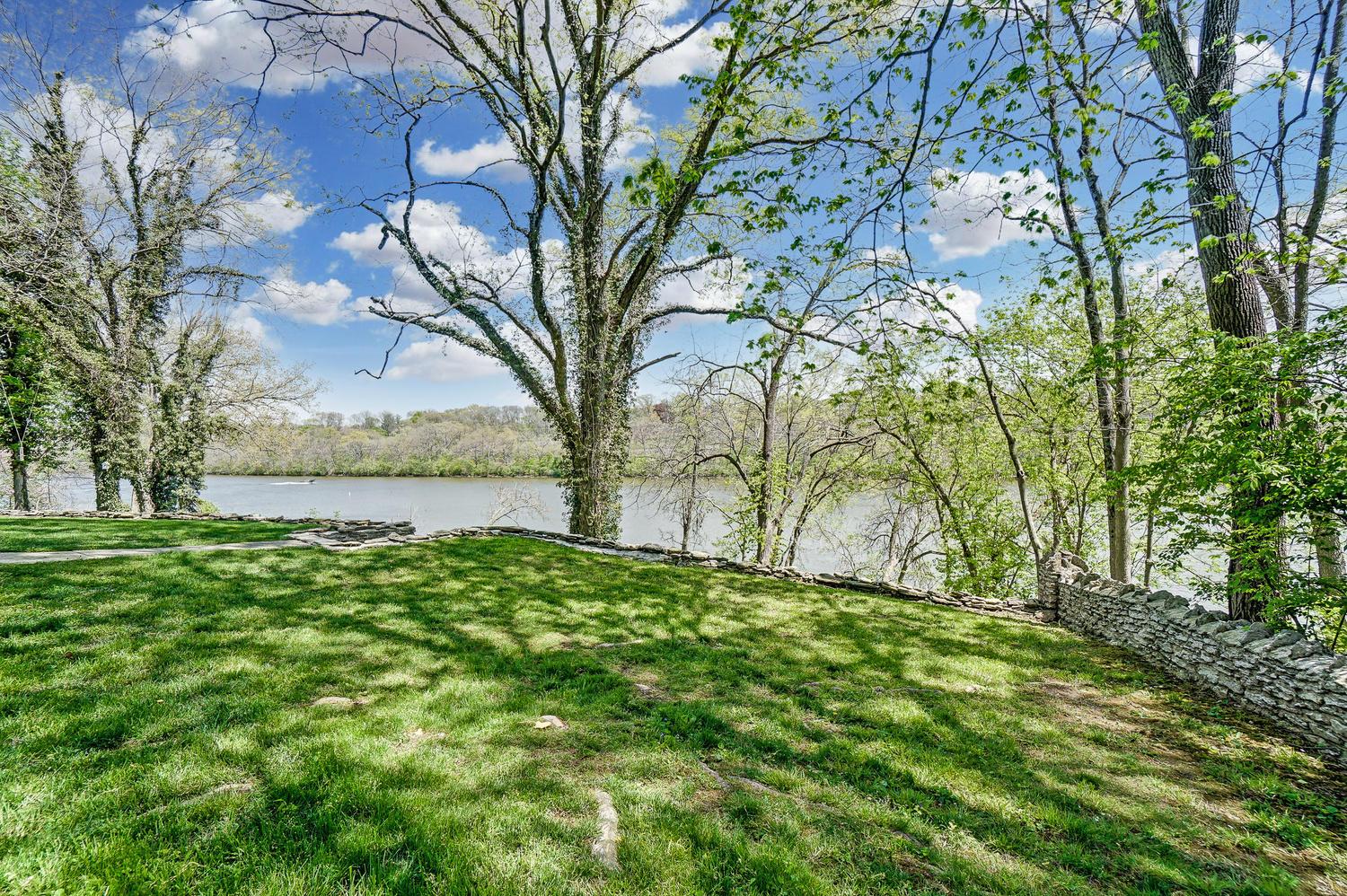 5356 Dublin Road Dublin, OH 43017 - Photo 4 of 40 Gallery Image 4