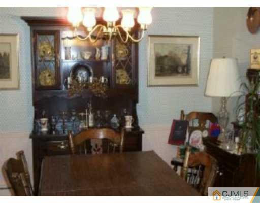 45 Orchard Road Middlesex, NJ 08846 - Photo 4 of 8