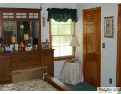 45 Orchard Road Middlesex, NJ 08846 - Photo 8 of 8