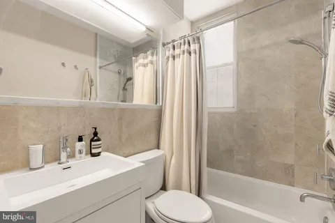 $385,000 | 1300 Massachusetts Avenue Northwest, Unit 303, Washington, DC 20005