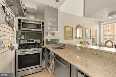 $385,000 | 1300 Massachusetts Avenue Northwest, Unit 303, Washington, DC 20005