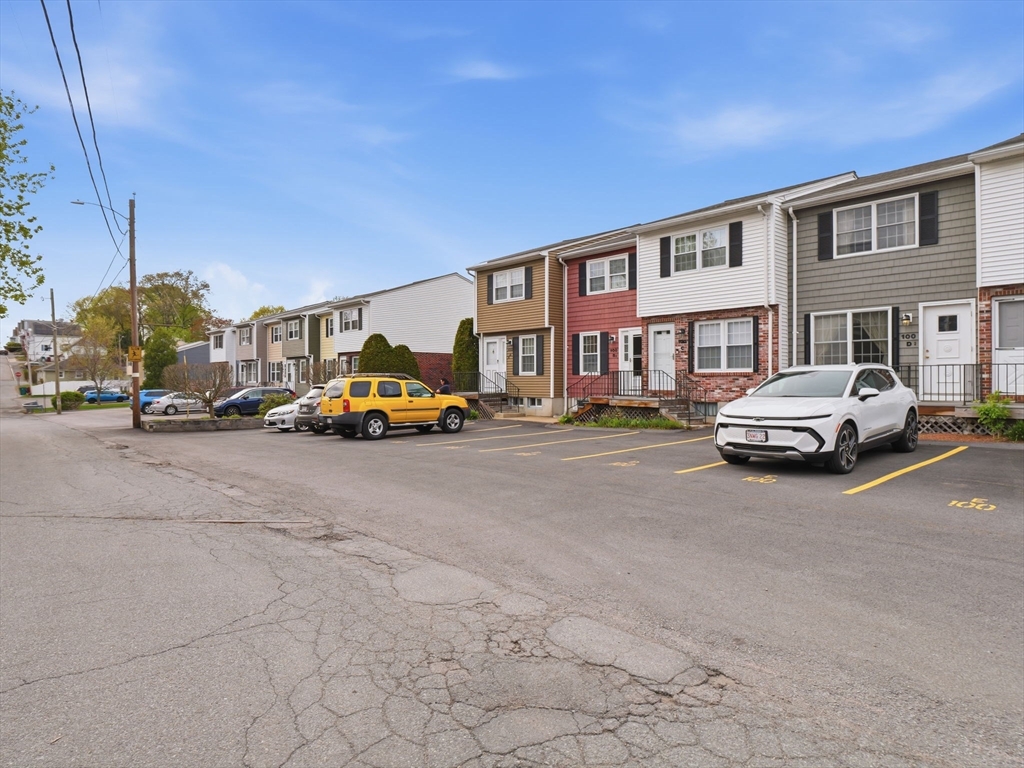 100 Roper Street, Unit D Lowell, MA 01852 - Photo 38 of 38
