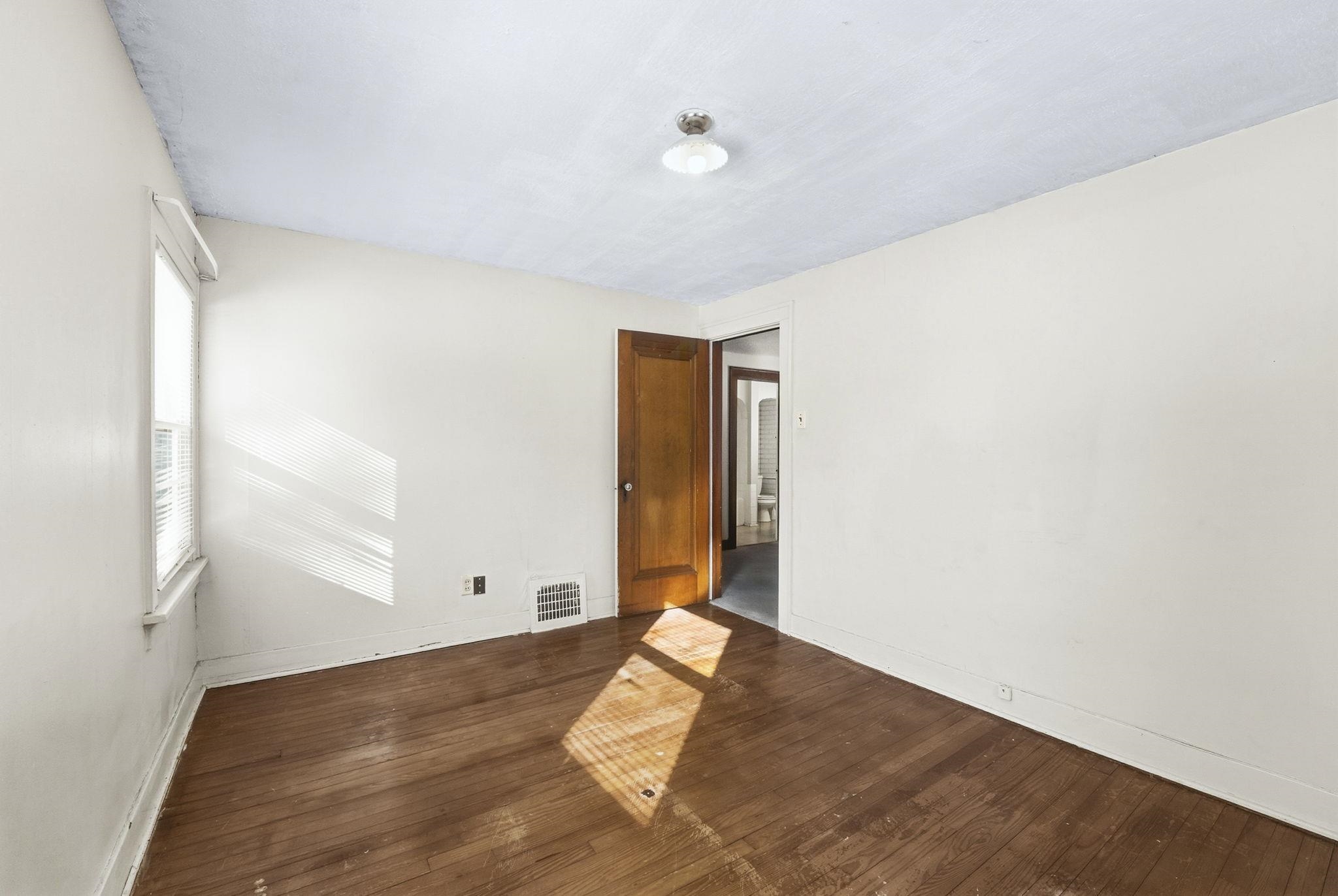 5330 Bluffton Road Fort Wayne, IN 46809 - Photo 26 of 36