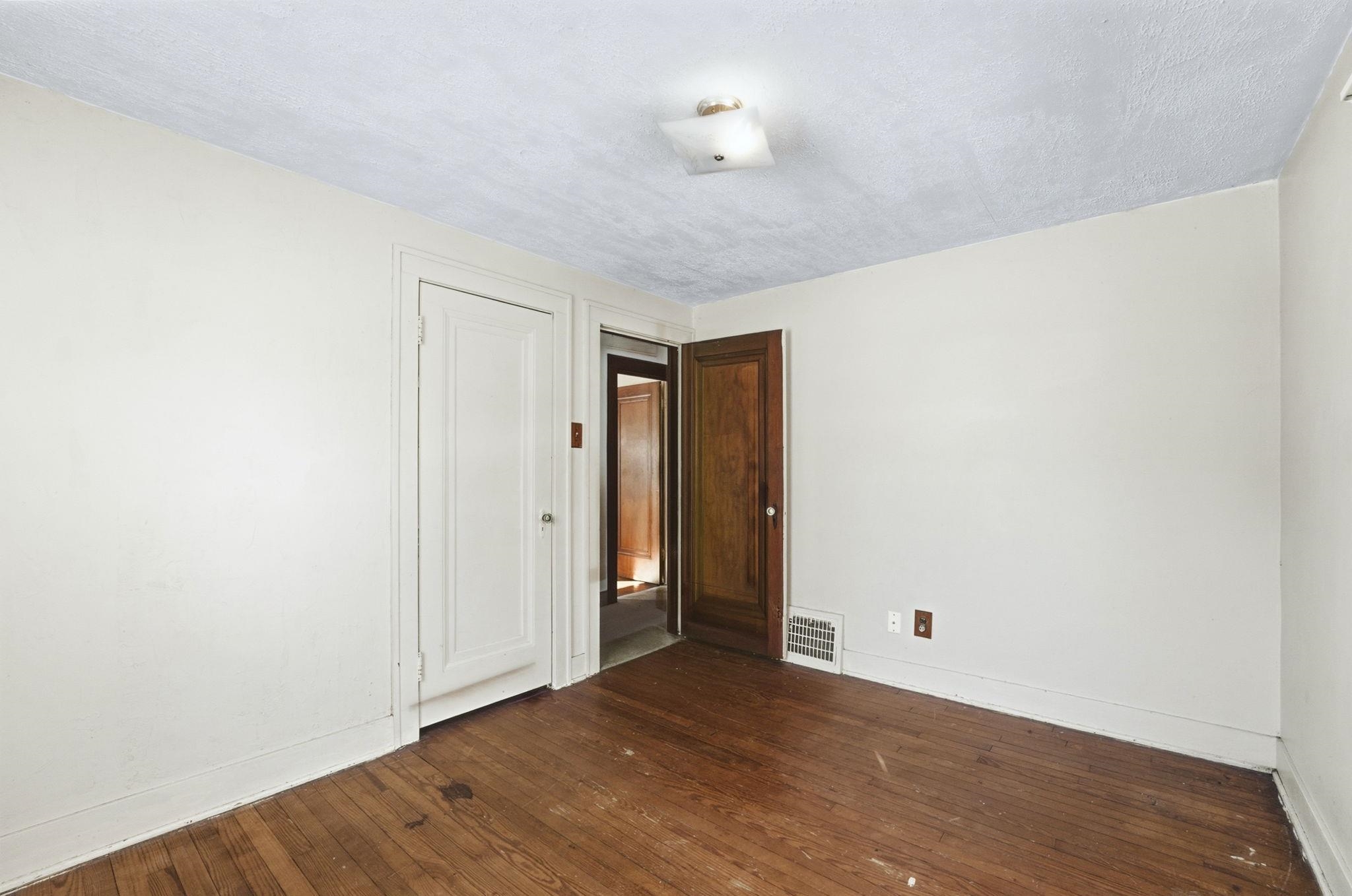 5330 Bluffton Road Fort Wayne, IN 46809 - Photo 28 of 36