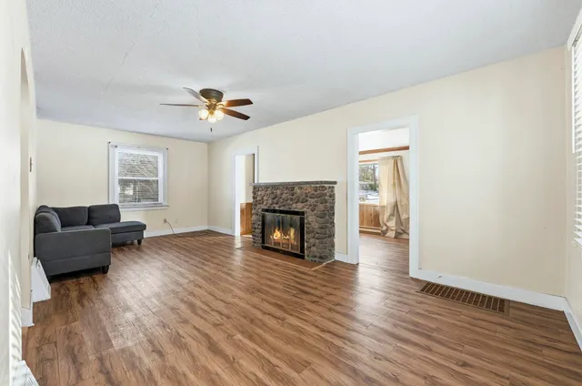 $135,000 | 5330 Bluffton Road, Fort Wayne, IN 46809