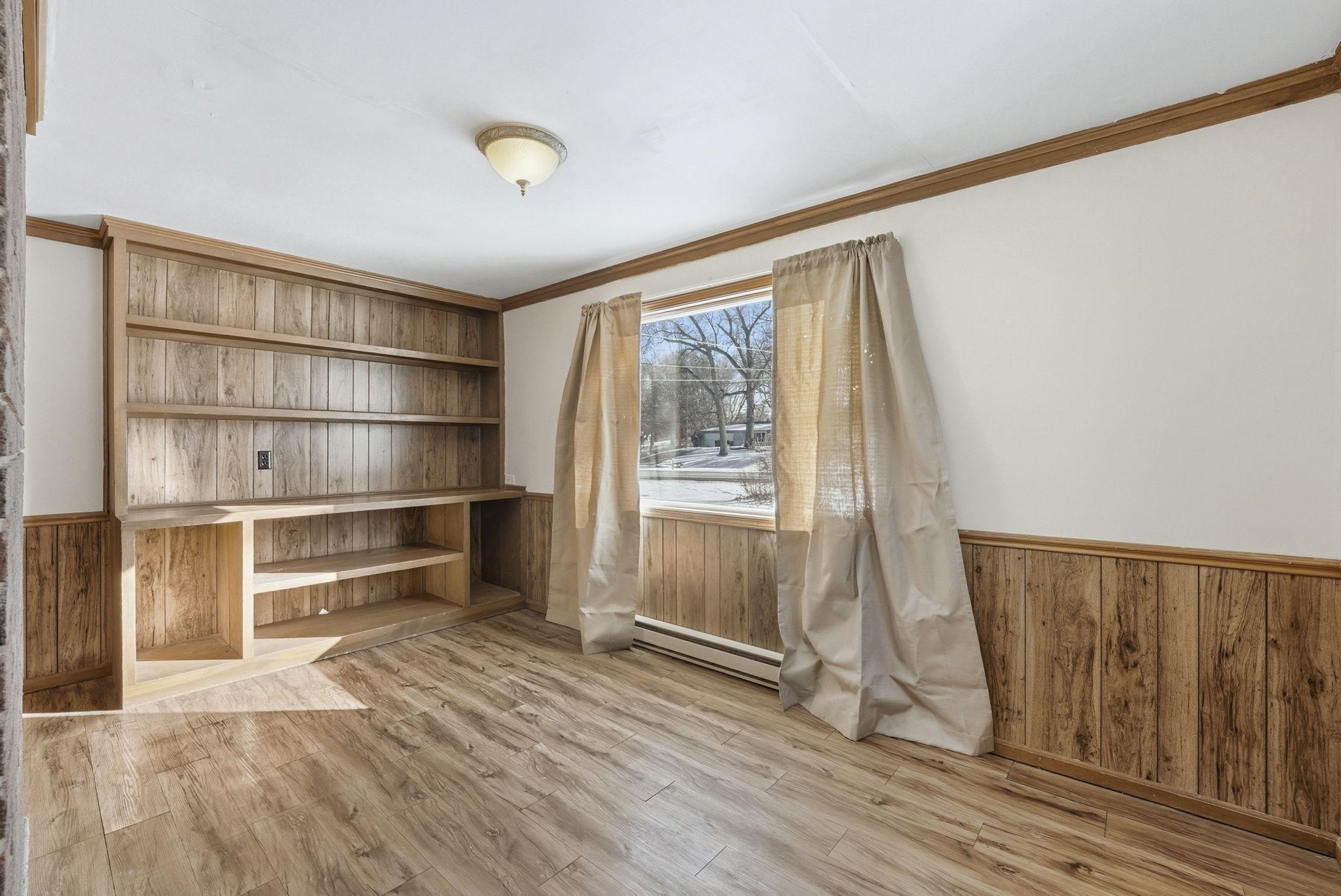 5330 Bluffton Road Fort Wayne, IN 46809 - Photo 10 of 36