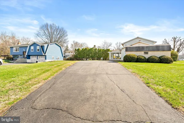 $499,000 | 2 Rockleigh Drive, Ewing, NJ 08628