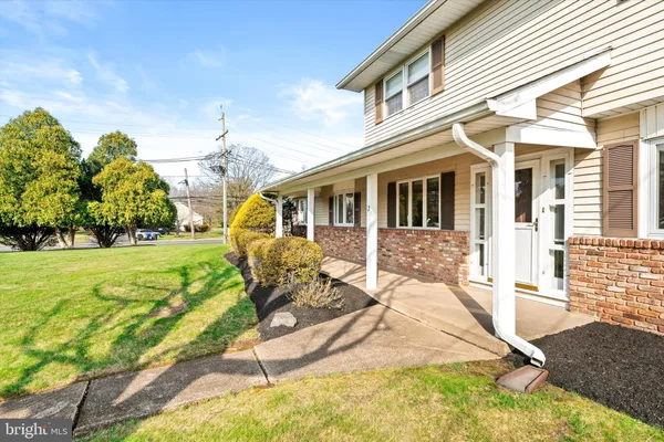 $499,000 | 2 Rockleigh Drive, Ewing, NJ 08628