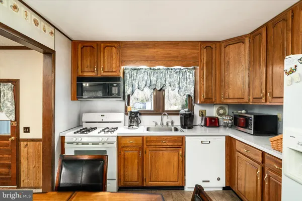 $499,000 | 2 Rockleigh Drive, Ewing, NJ 08628