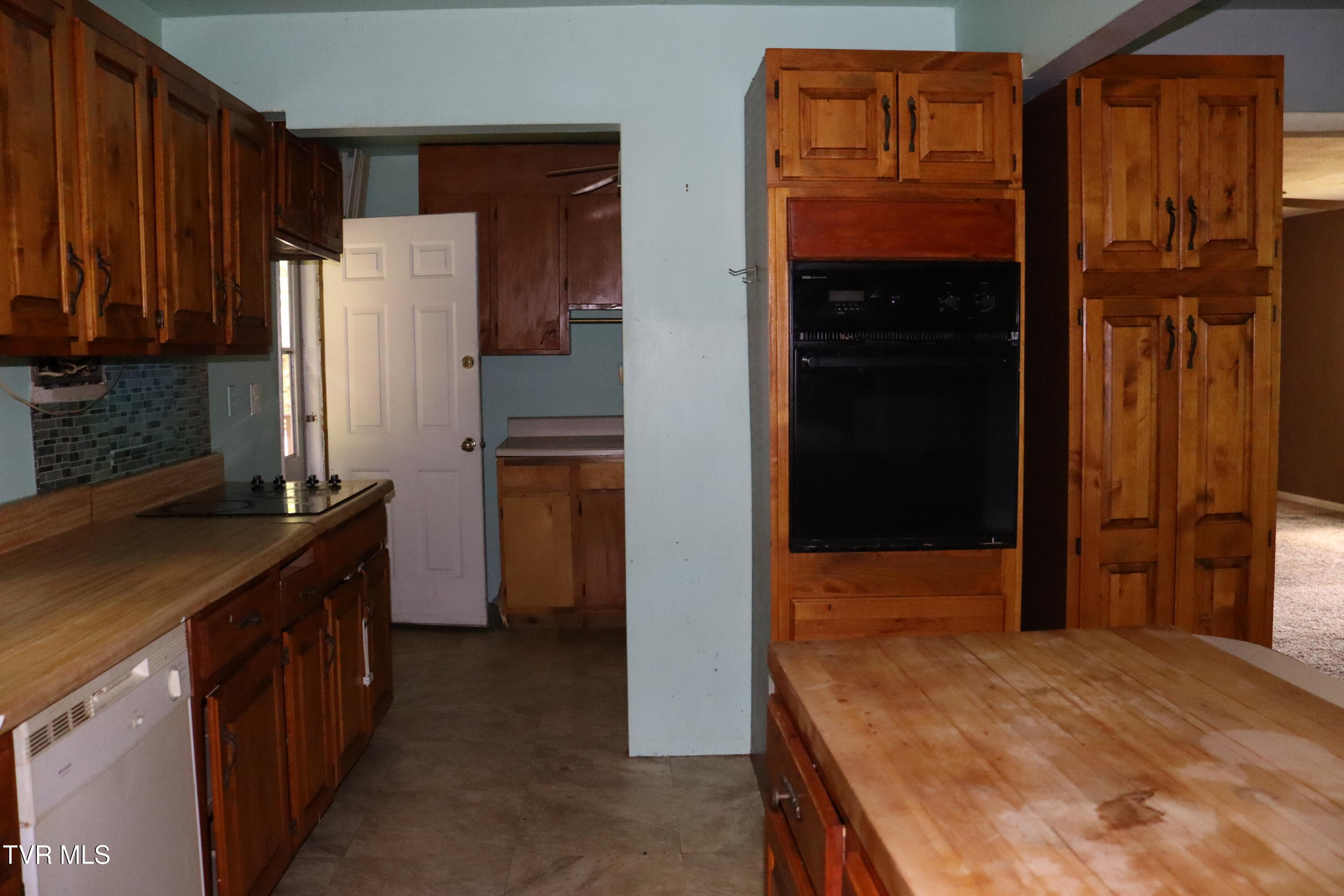 1020 Steep Fork Road Grundy, VA 24614 - Photo 17 of 30 IMG_1104