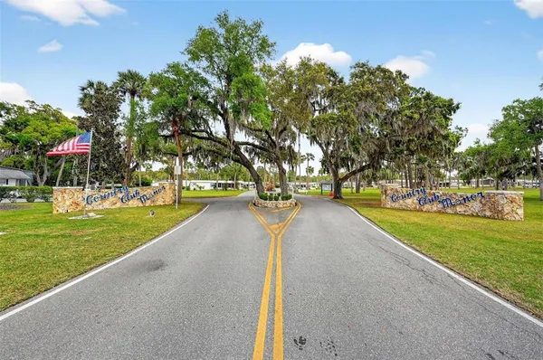 $149,900 | 7 Cocos Plumosa Drive, Unit A, Eustis, FL 32726