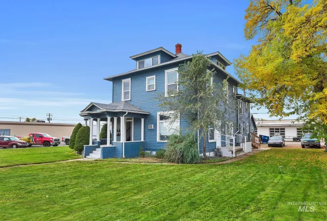 $760,000 | 405 North 2nd E Street, Mountain Home, ID 83647