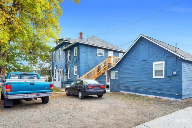 $760,000 | 405 North 2nd E Street, Mountain Home, ID 83647