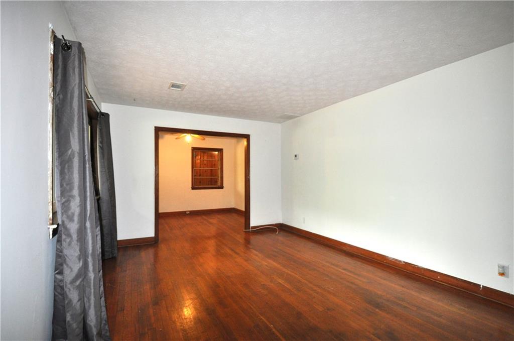 486 Pegg Road Southwest Atlanta, GA 30315 - Photo 6 of 25