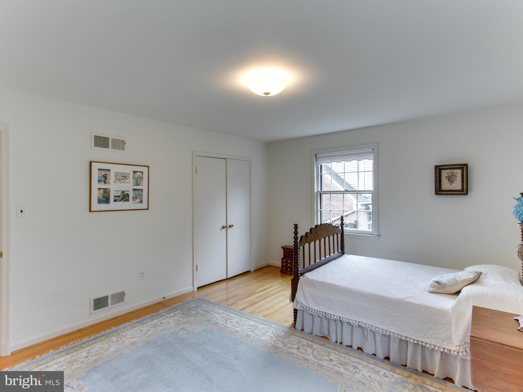 6013 Overlea Road Bethesda, MD 20816 - Photo 23 of 27 Bedroom 1